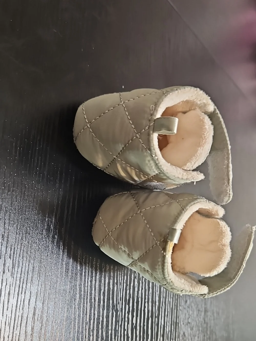 H&M Quilted Baby Mittens - Light Olive Green